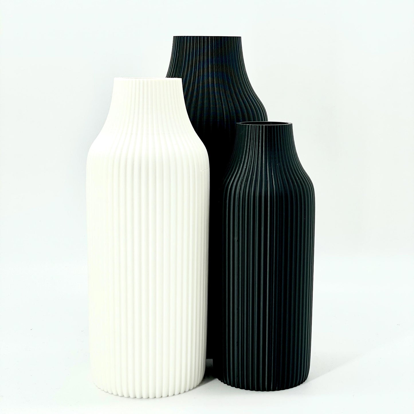 Minimalistische Trockenblumen Vase "Oslo"  Skandinavische Dekoration mit geriffelter Struktur, nachhaltig hergestellt, 3D-gedruckte Vase